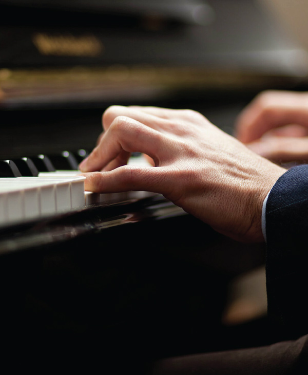 Docente de la Facultad de Música y Artes Visuales participó en concursos de piano | Universidad da Vinci de Guatemala